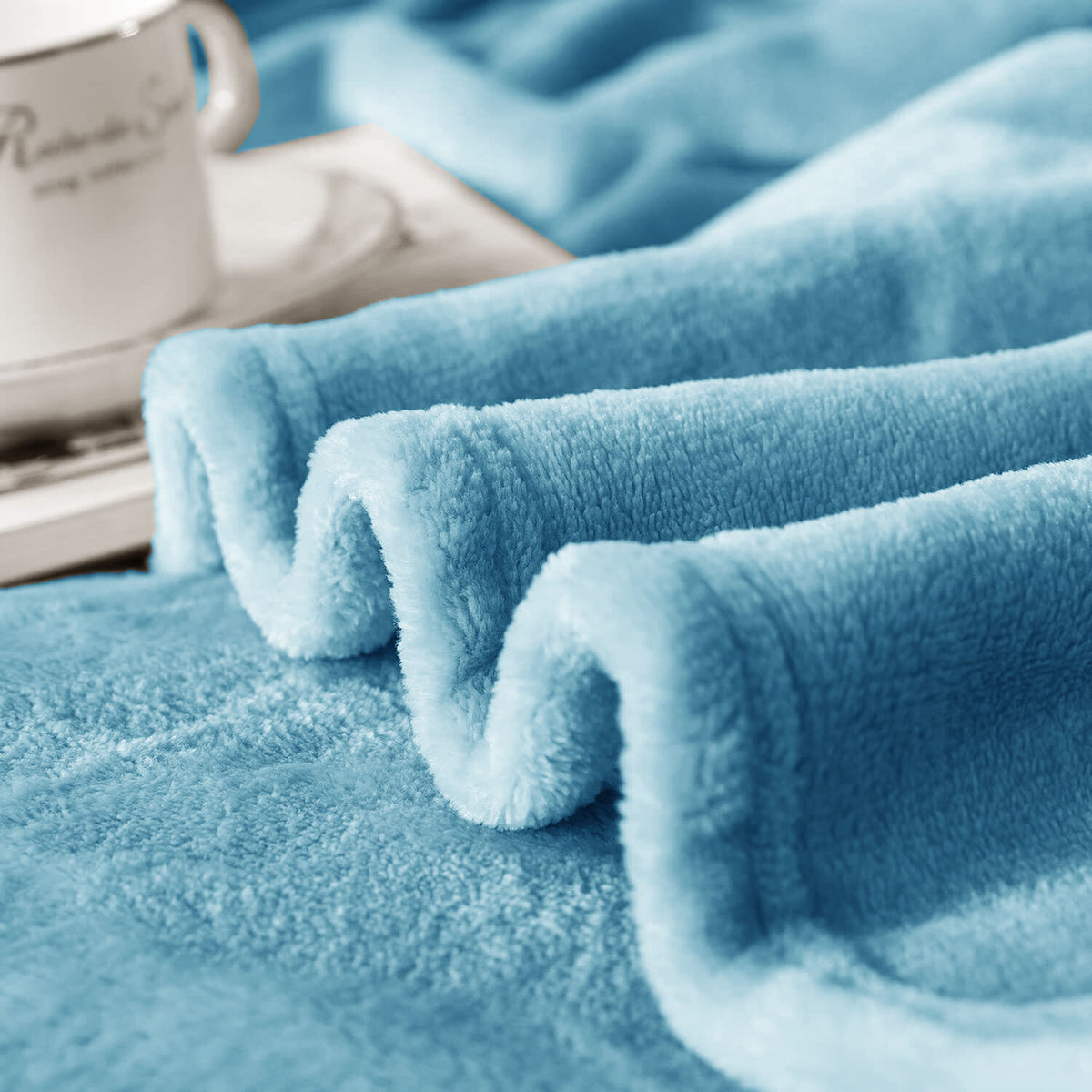 Large Faux Fur Fleece Throw Double & King | The Velvet Cloud