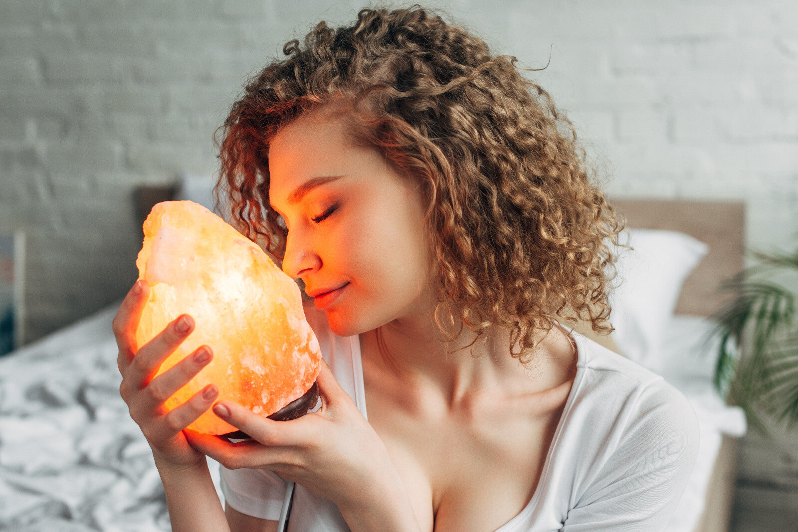 Natural Himalayan Crystal Rock Salt Lamp (1-2kg) | The Amber Hearth