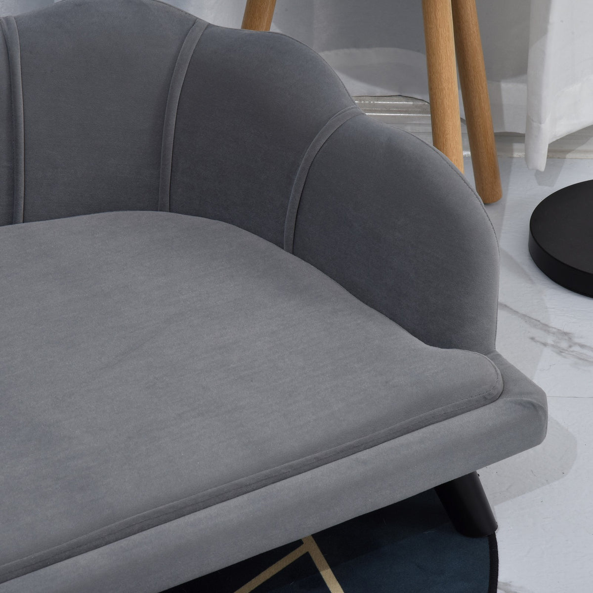 Shell Shaped Pet Sofa Bed with Wooden Legs | The Scallop Chaise
