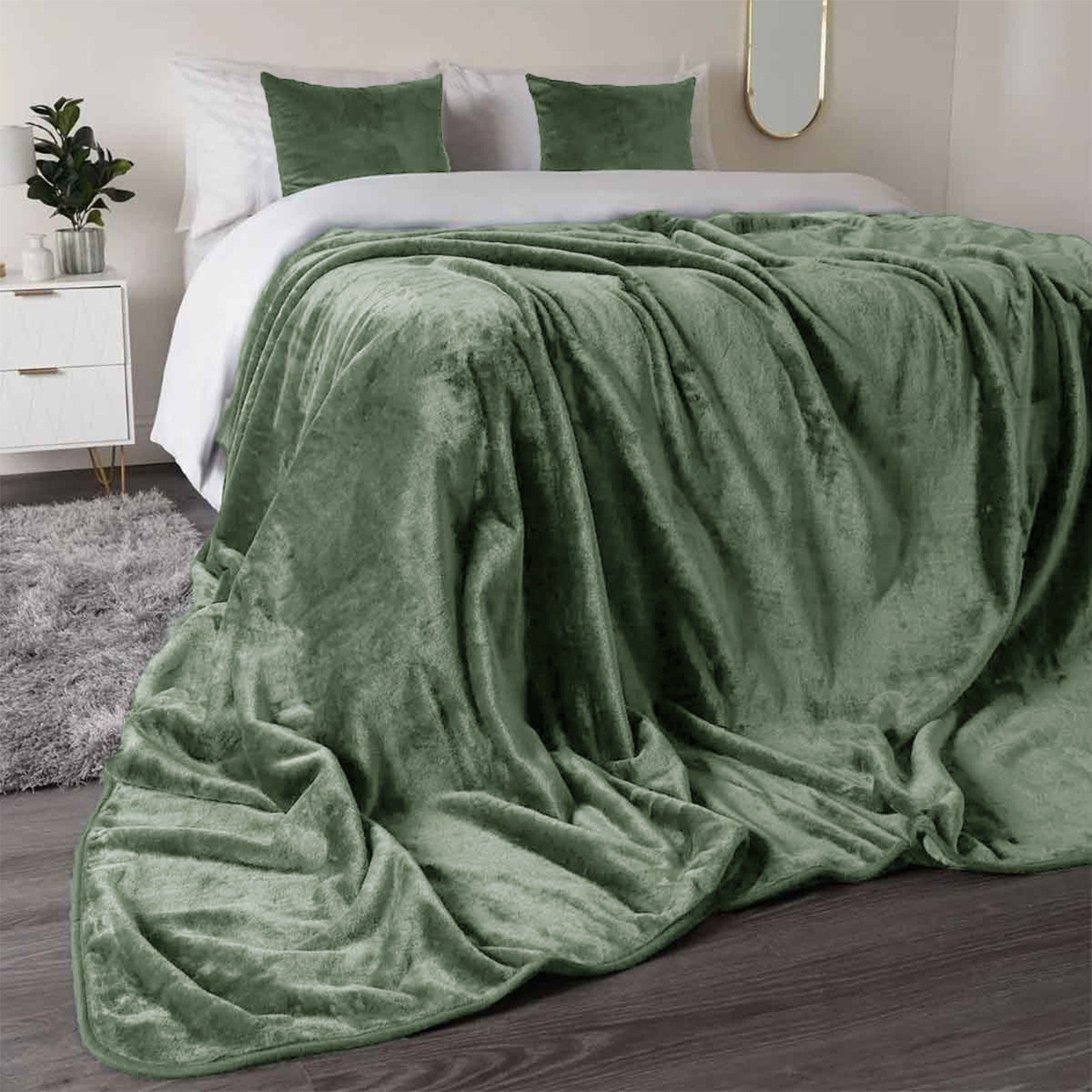Reversible Faux Mink Fleece Throw Blanket | The Velvet Cloud