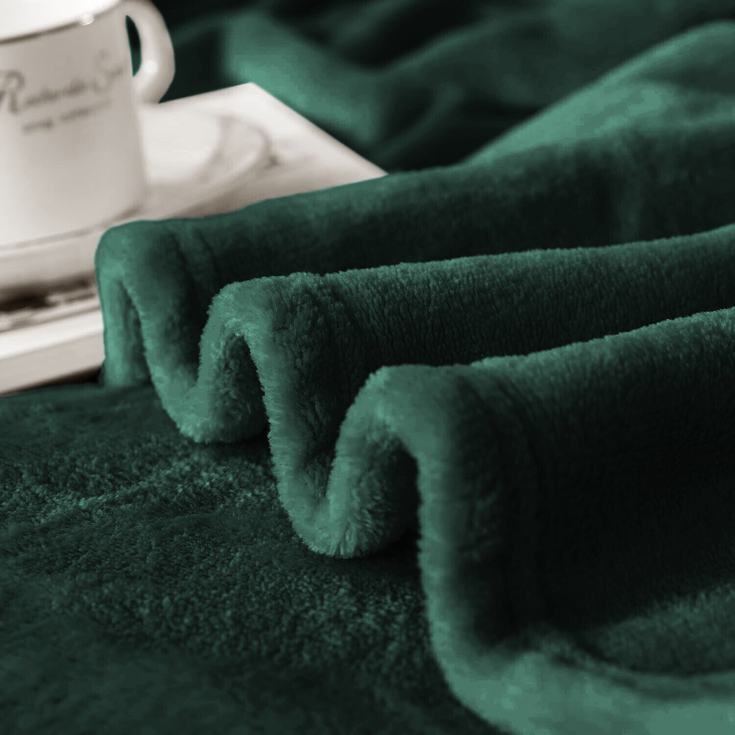 Large Faux Fur Fleece Throw Double & King | The Velvet Cloud