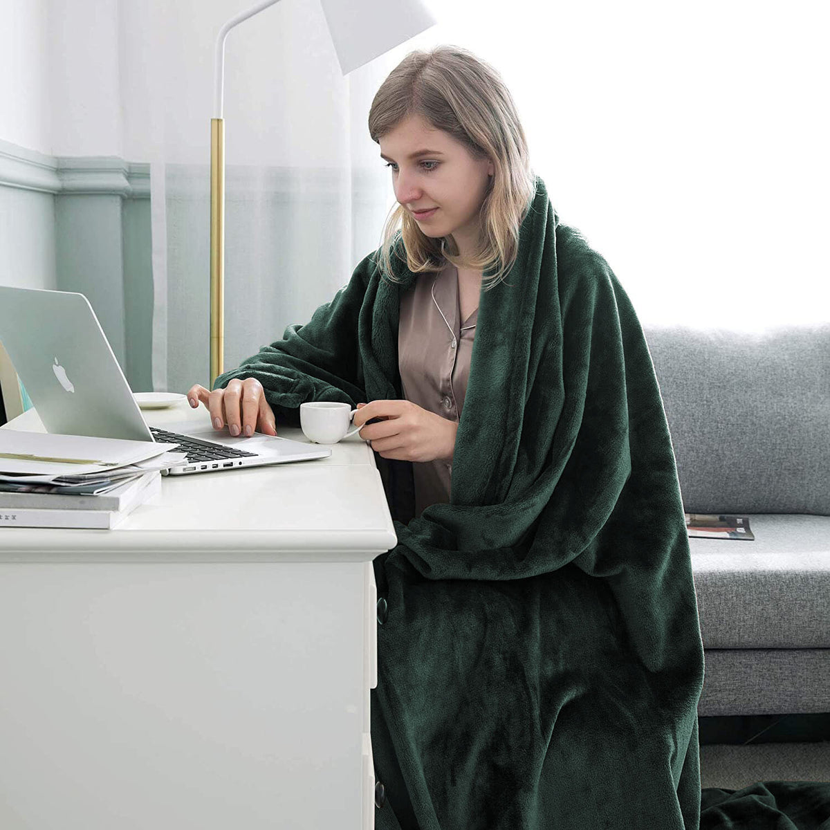Large Faux Fur Fleece Throw Double & King | The Velvet Cloud