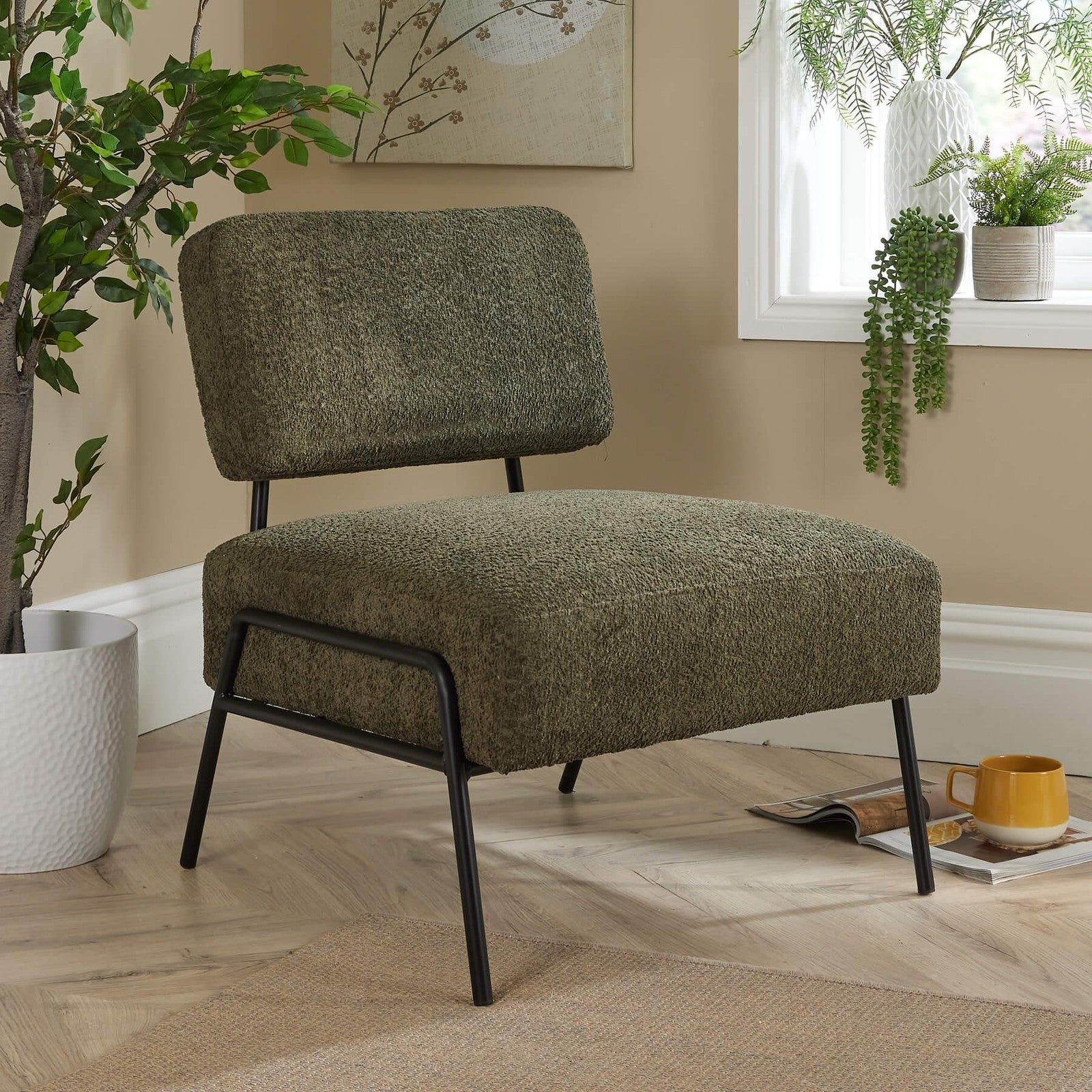 Boucle Accent Chair with Black Metal Legs | The Olive Curve