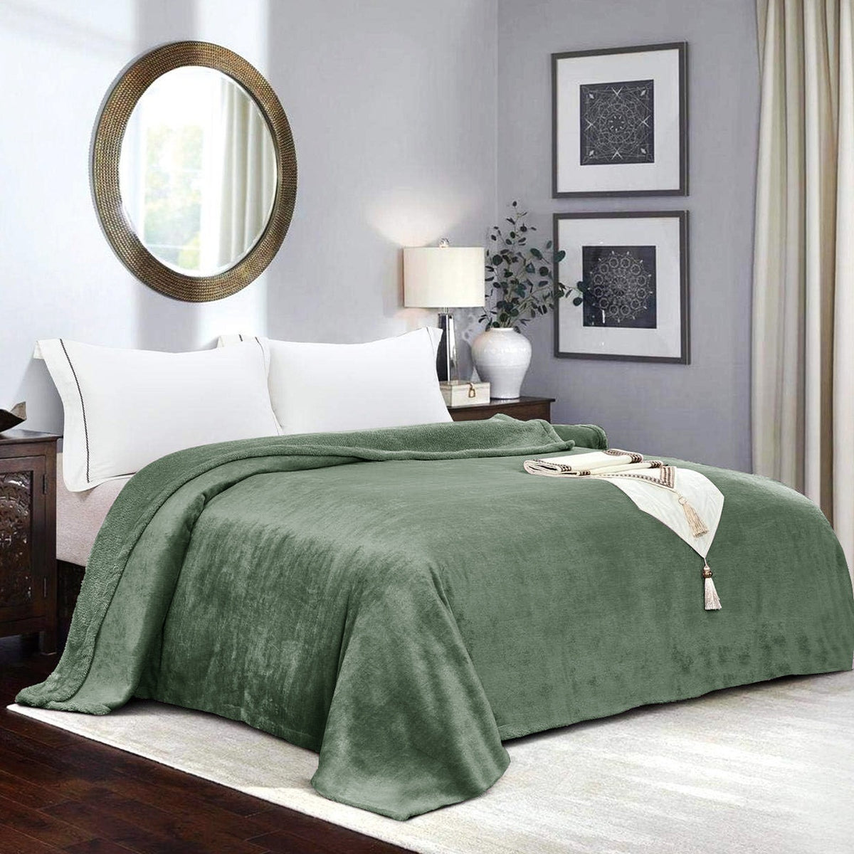 Reversible Faux Mink Fleece Throw Blanket | The Velvet Cloud